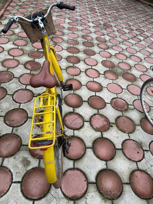 Patru biciclete de vânzare second hand