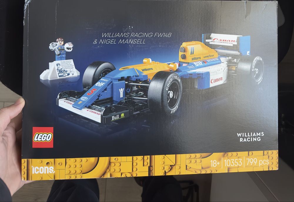 LEGO Icons 10353 Williams Racing FW14B и Nigel Mansell