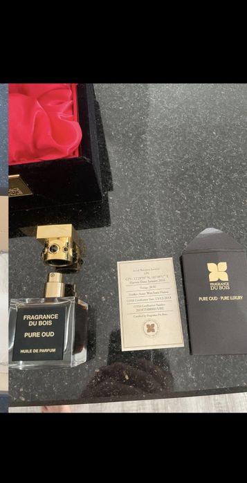 Parfum editie limitata de colectie Fragrance du Bois Pure Oud