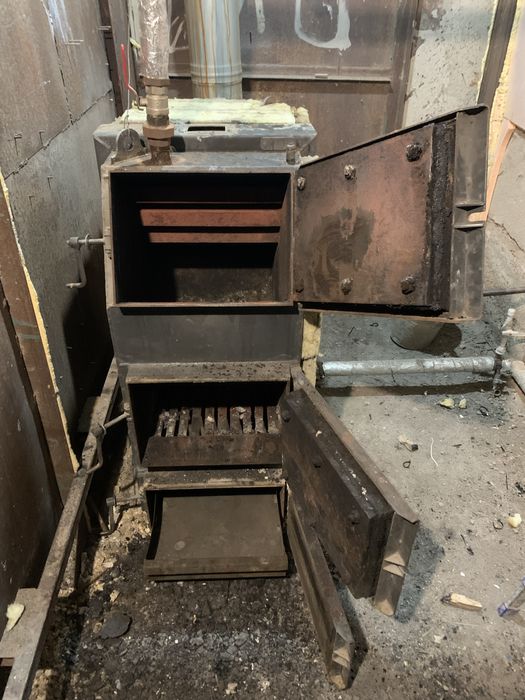 Котел 15 квт с дымоходом.