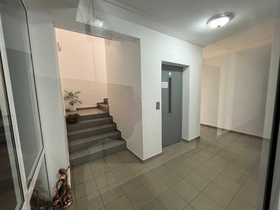 Продава се Тристаен апартамент в Казанлък - 95 кв.м за 1128 €/кв.м - Снимка #13