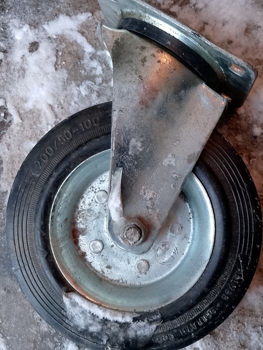 Колеса мусорный бак