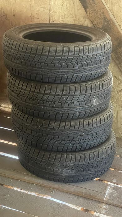 Продам зимние шины 205/55/16