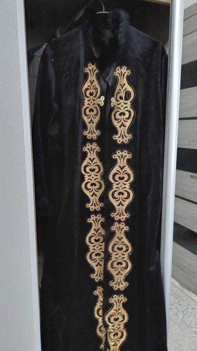 Продам новый шапан -кажекей