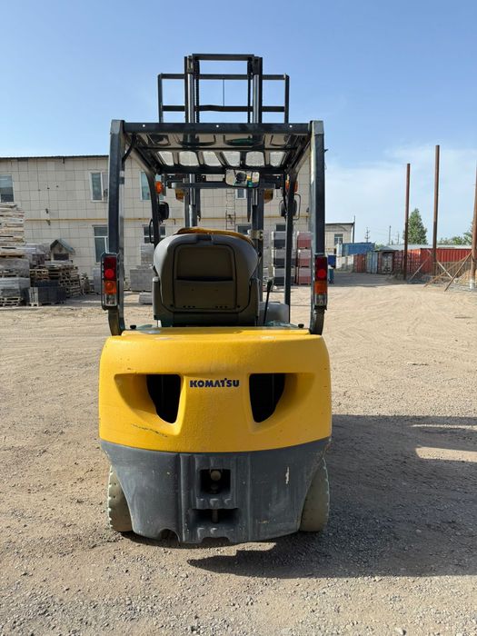 Вилочный Погрузчик Komatsu FG15LC-18