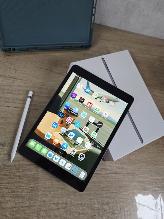 Продам iPad 9 + Apple pencil