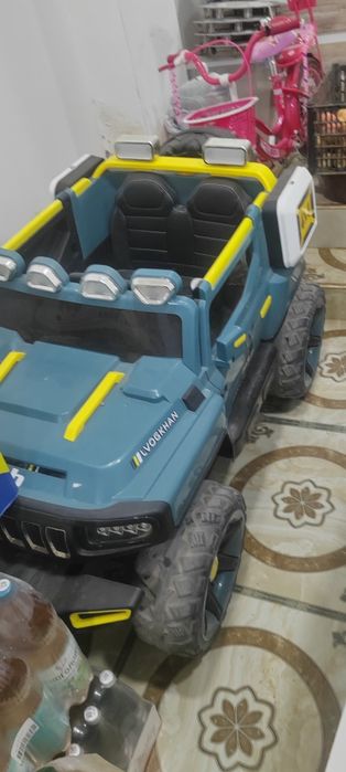 Электромобиль детский