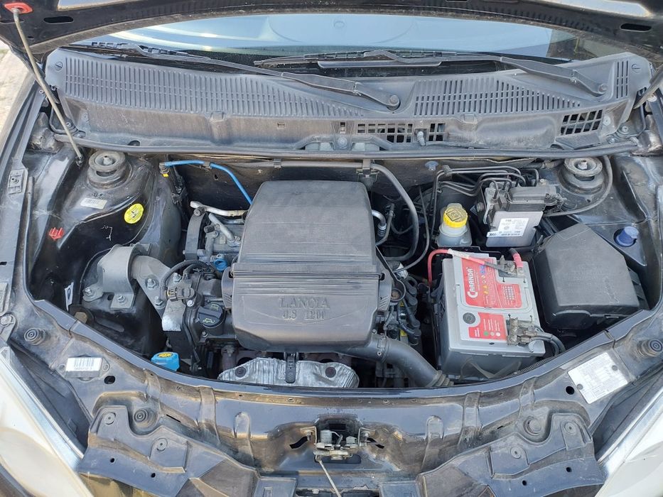 Lancia Ypsilon 2008 1.4 benzină