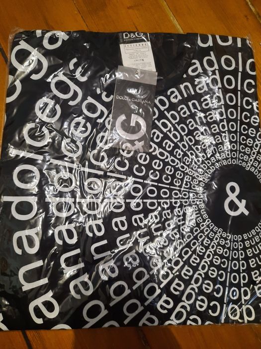 Стилна мъжка тениска