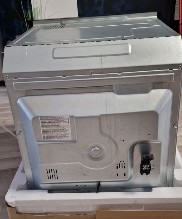Vand cuptor electric