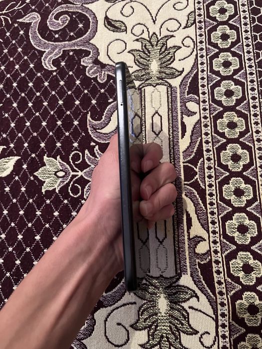 Redmi Note 11S.