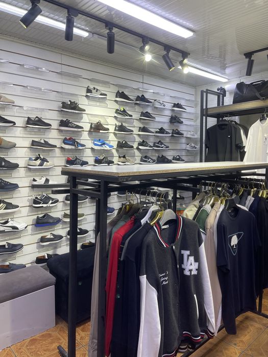 Магазин одежды и аксусеаров