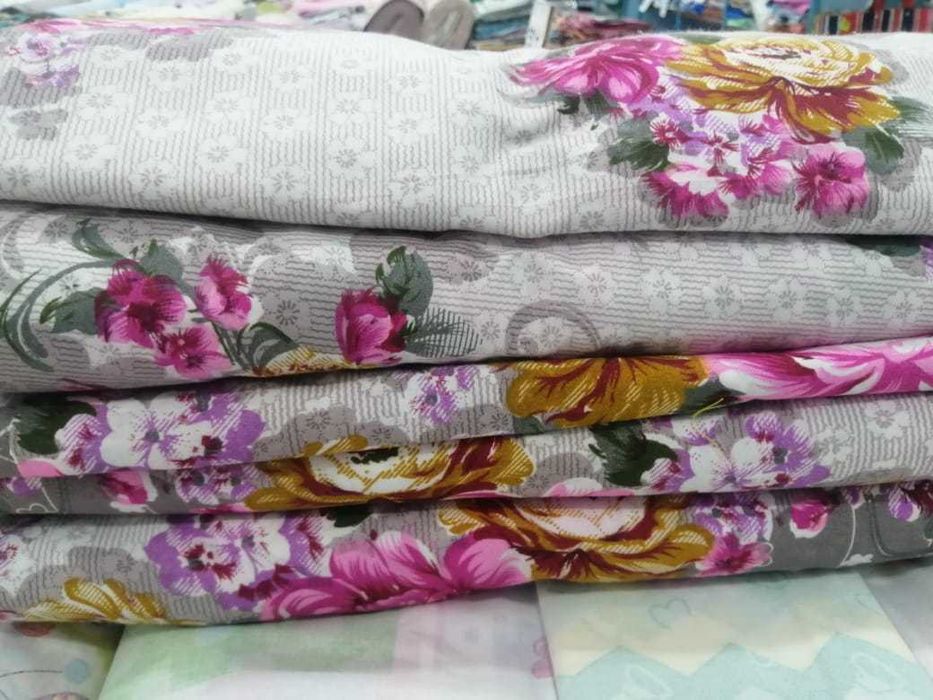 Матрац. Комплекты постельного белья.