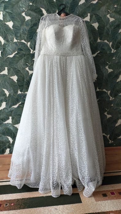 Продаю Платье за 30 000 тг