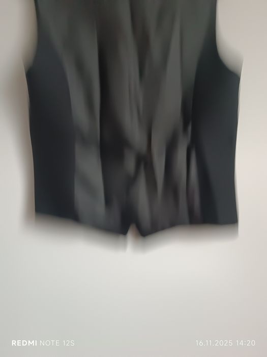 Vesta neagra Moda Concept Fashion