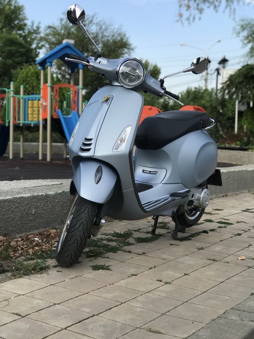 Vespa Primavera S  4T 3V 80cc (80km/h)