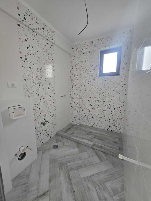 Garsoniera la 90 m de plajă Mamaia Nord - TVA inclus in preț.