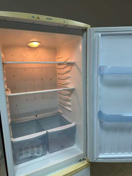 продам холодильник