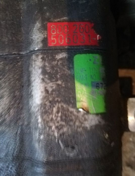 Компрессор кондиционера ауди А4  1.6     15000тыс.