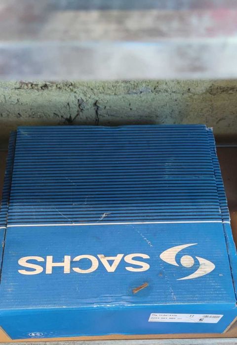 Комплект съединител и маховик/демпфер  Ауди а4 б8 audi a4 b8 2 тди tdi