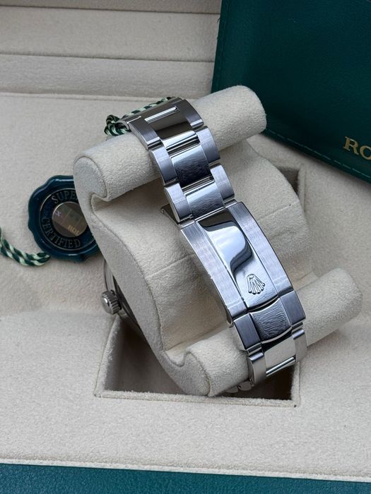 Ceas Rolex Sky Dweller otel