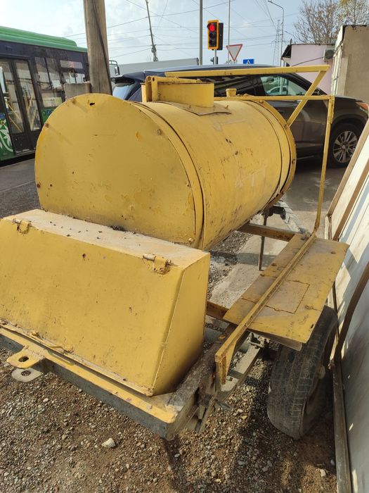 Бочка  200л б/у из под кваса