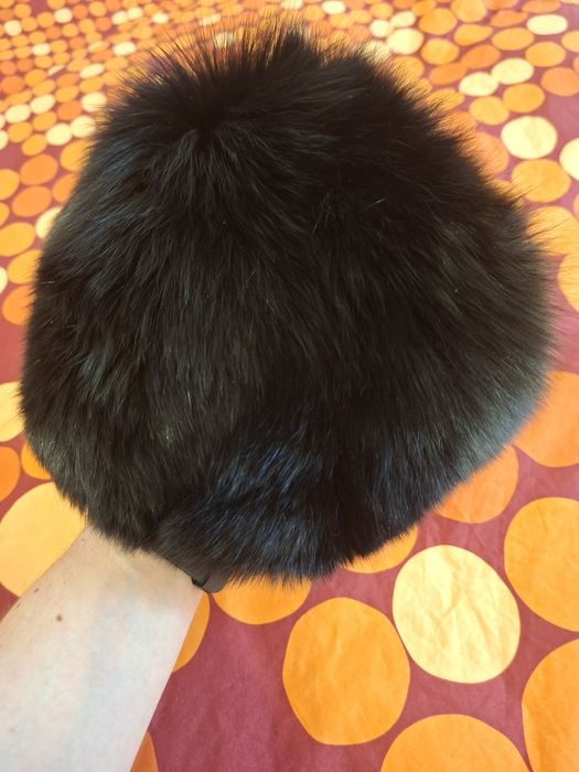 Căciulă de dama. Blana vulpe polara