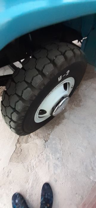 Gaz 53 xolati yangi ishlab turgan