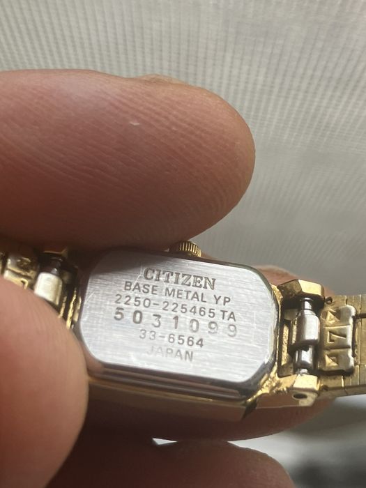 Оригинален дамски японски часовник Citizen с рубини