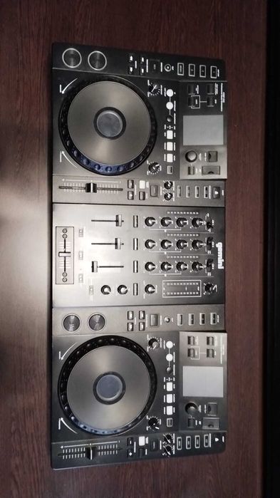 Consola mixaj Gemini CDMP-7000