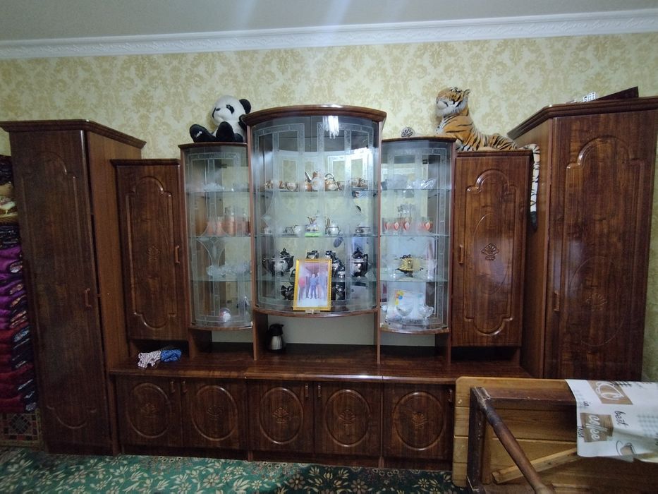 Стенка  сотилади