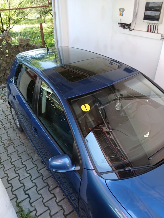 Vânzare urgentă mașinuță Volkswagen Golf (2008)