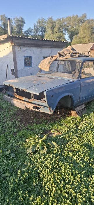 Продам 2 машины ВАЗ 2107