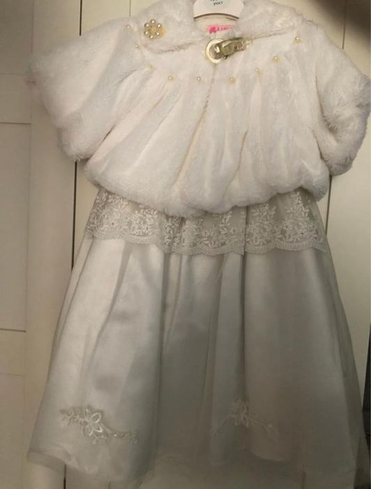 Платья Deloras