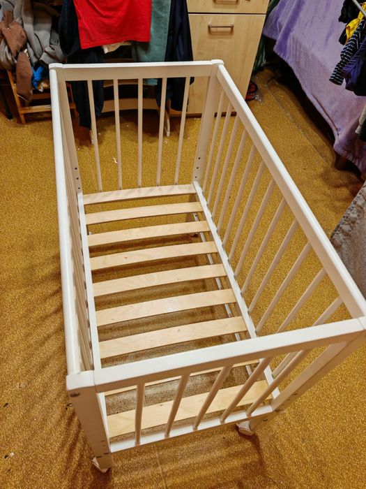 Кроватка для малыша
