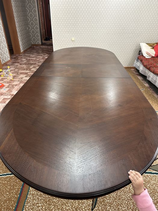 Продам гостинный стол!!!