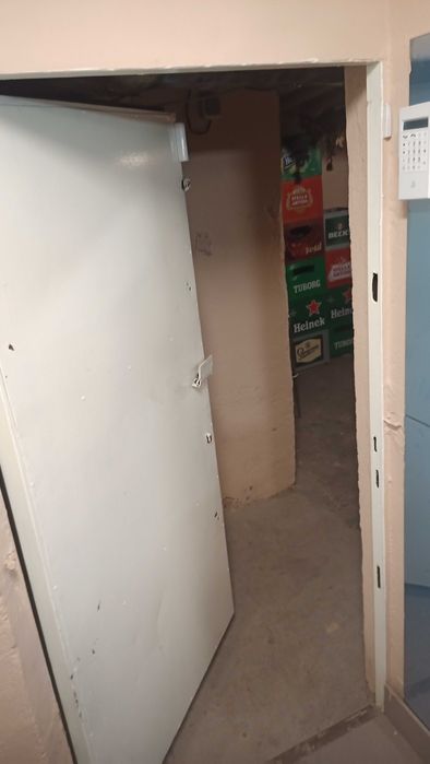 Дава се под наем Магазин в София, Център - 20 кв.м за 510 € - Снимка #5