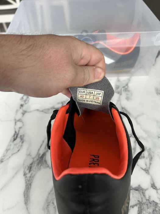 Продам футзалки!