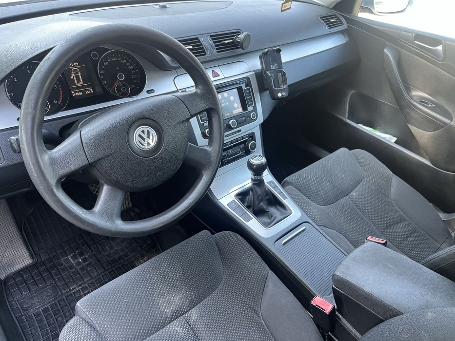 Vand VW PASSAT B6 2.0 TDI Bluemotion