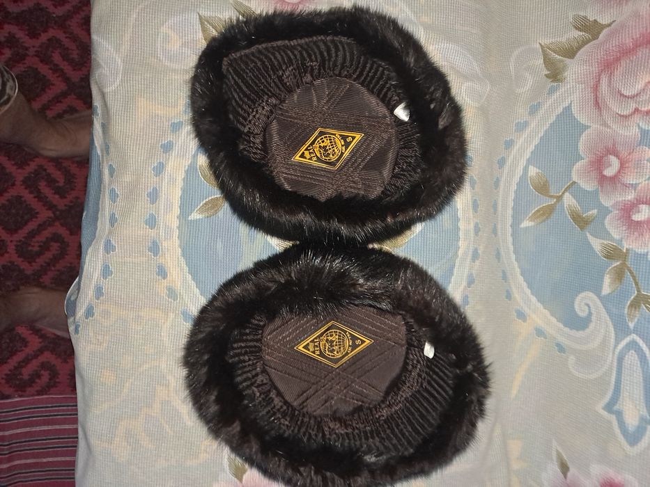 Шапки мужские меховые.