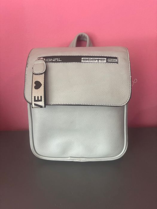 Кожена дамска раница