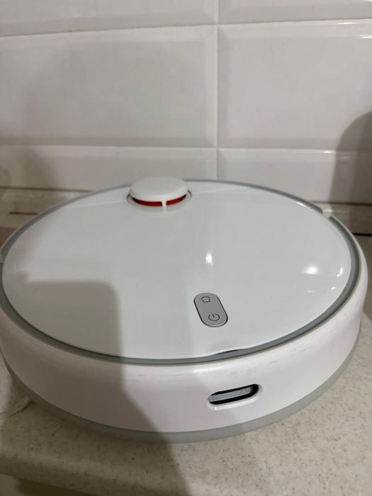 Продам робот пылесос