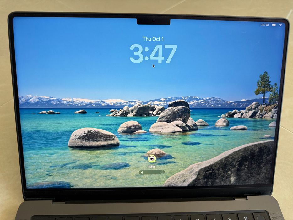 MacBook Pro 14" M4 / 32GB RAM / 2TB SSD