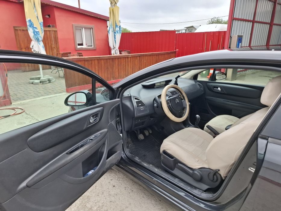 Vând Citroen c4 Coupe 2008 151000 km