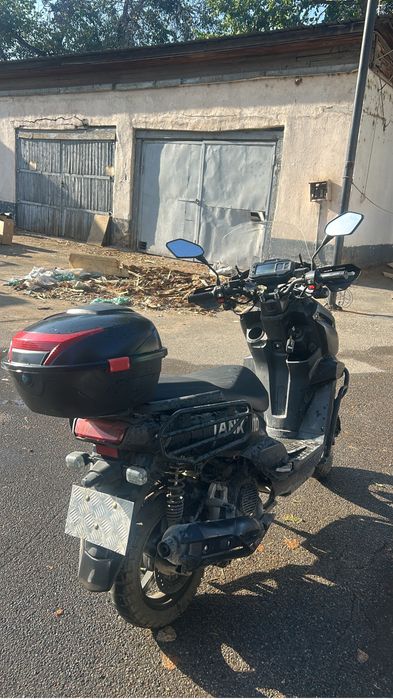 Продам мопед танк