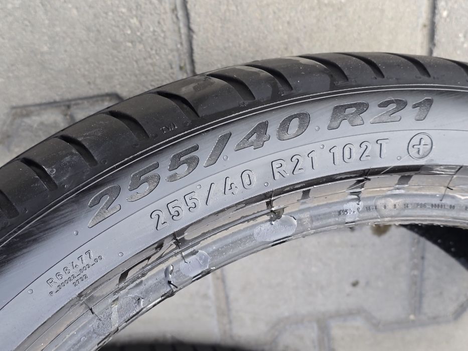 255 40 21 Pirelli