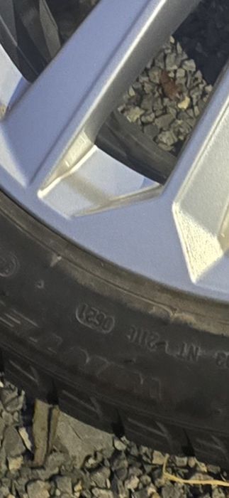 Оригинални джанти за Ауди 17 5 112 зимни гуми 205 50 17 Pirelli