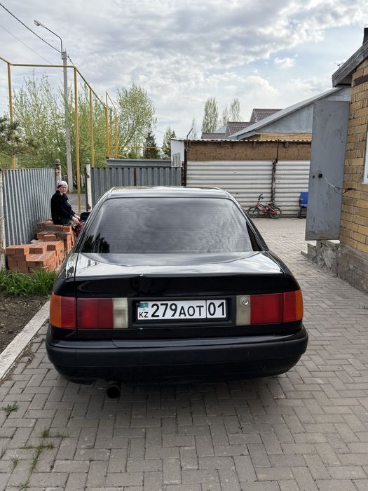 AUDI 100      1994года quatro