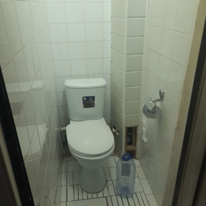 Аренда  коракамиш 1.хонали оилага берилади расмдаги уй пустой