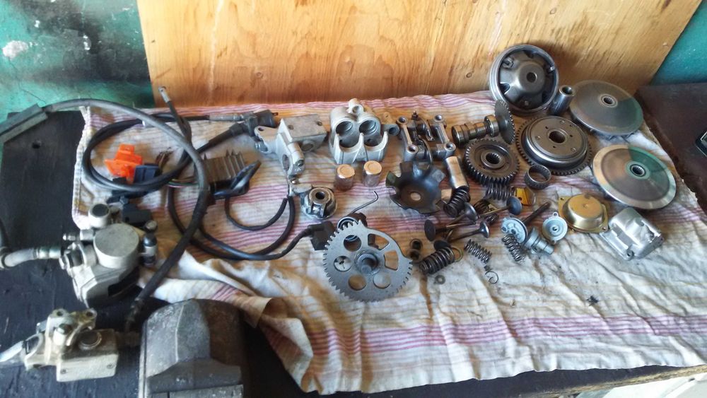 Запчасти на скутр 150